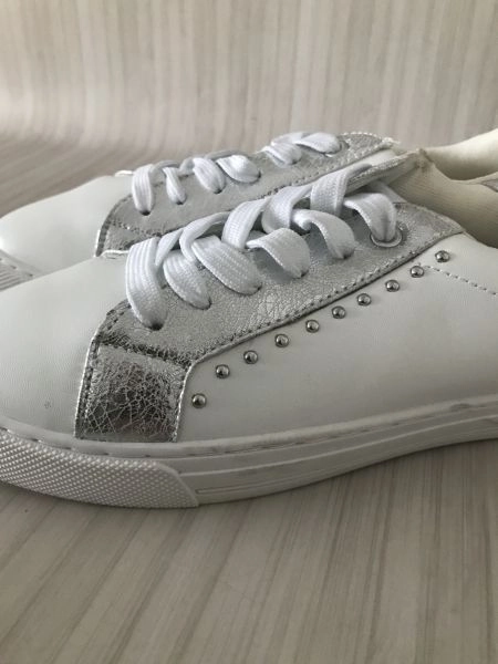 Avon white and sliver trainers