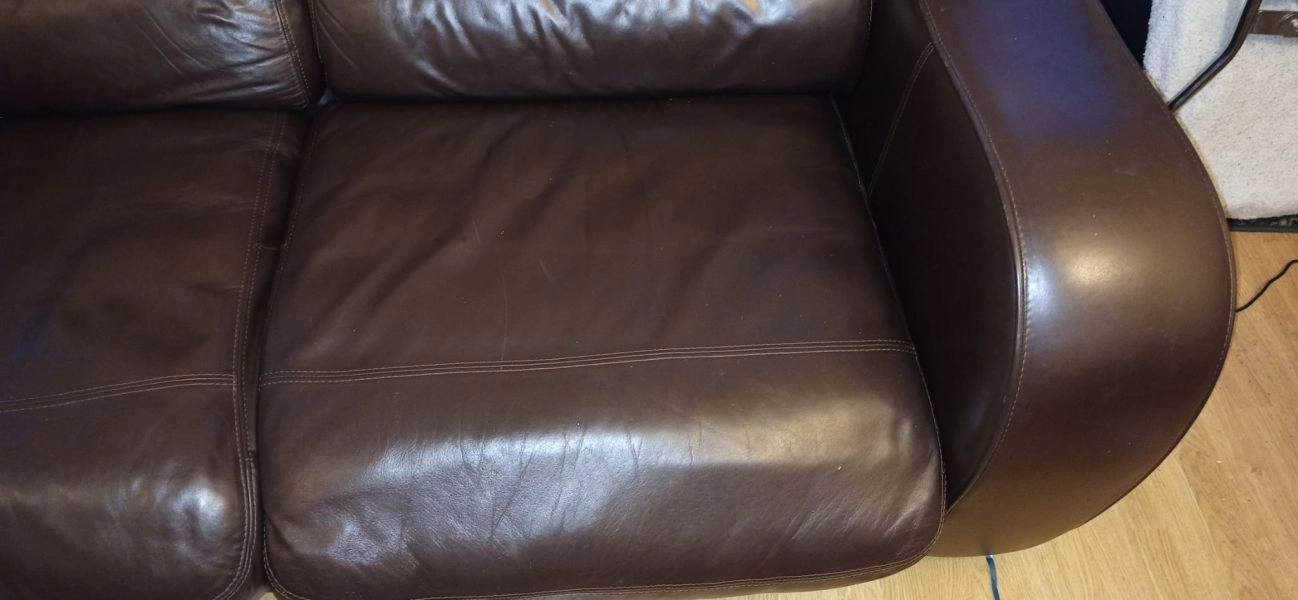 Leather Sofa 3-Seater and one-Seater