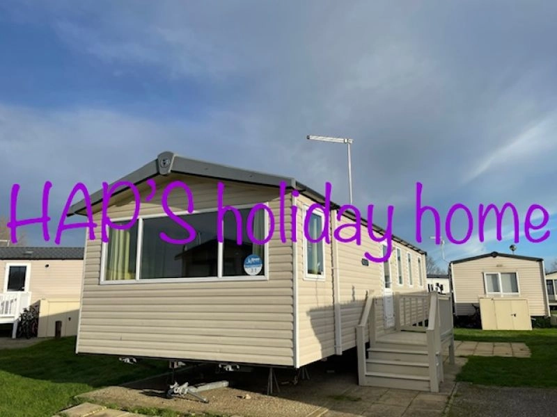8 berth caravan for rent near Clacton Essex - many dates available
