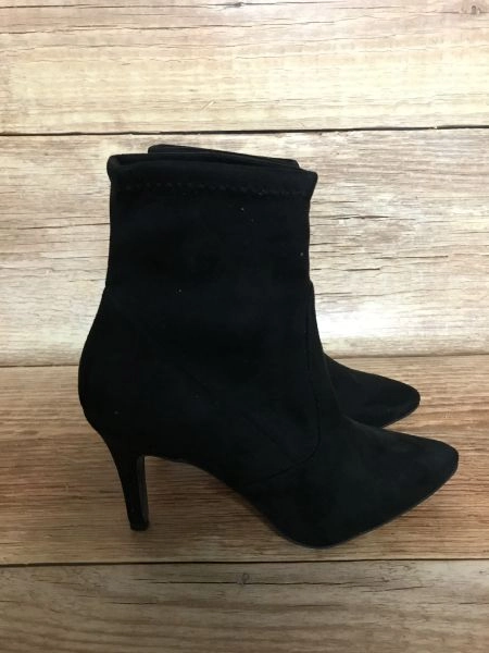 Heine suede ankle boots
