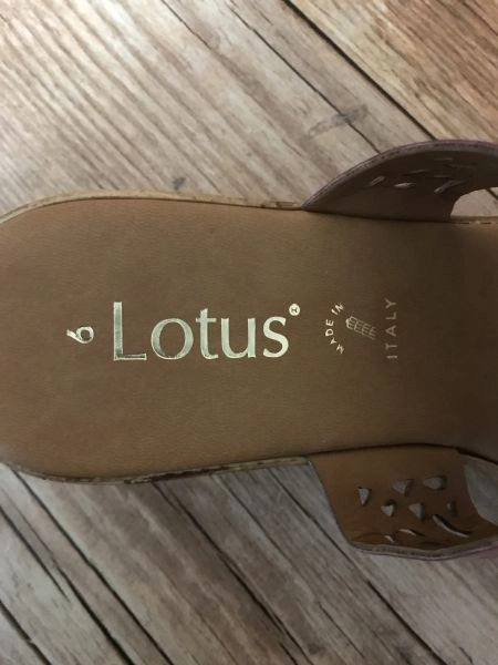 Lotus hot pink platform shoes