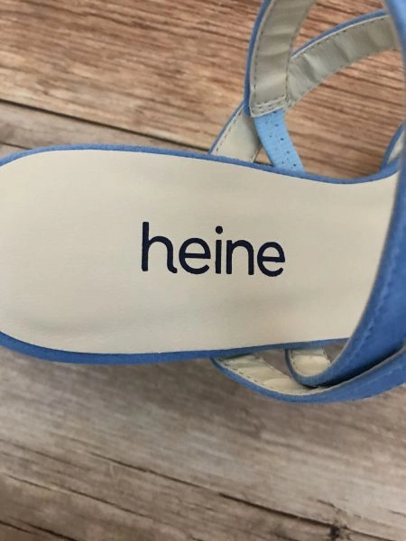 Heine low heel sandals