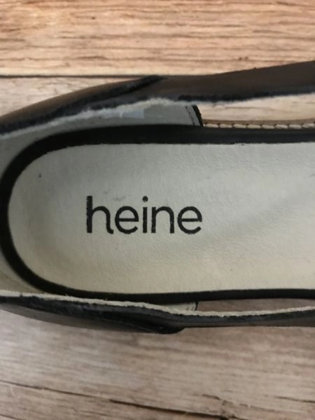 Heine die cut slip on shoes
