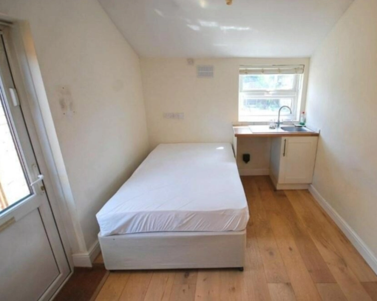 Single Bedroom Flatshare, West Kensington, W6