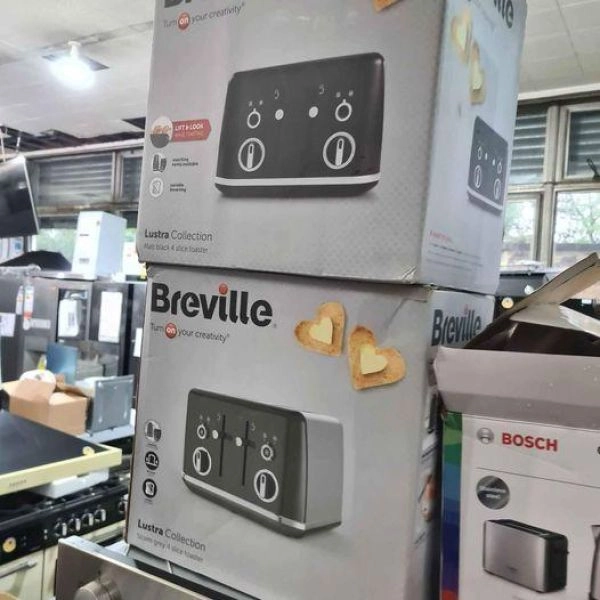 Breville lustra collection grey toaster and kettle brand new