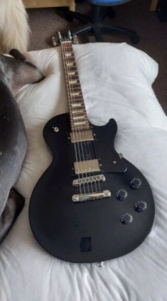 Gibson Les Paul 2021 studio ebony