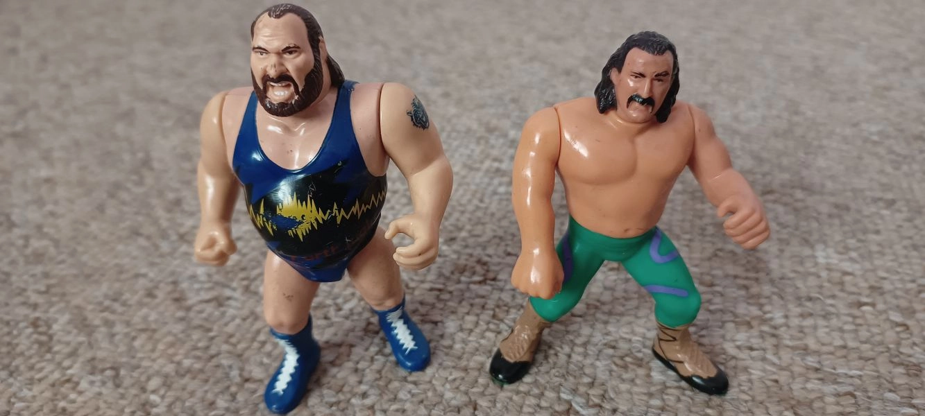 wwf earthquake and jake the snake wrestling action toy figures