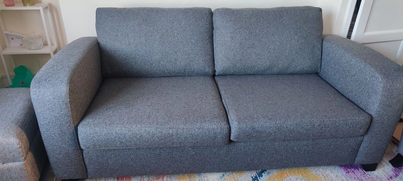 3 seater Supreme sofa bed from DFS- *very good condition