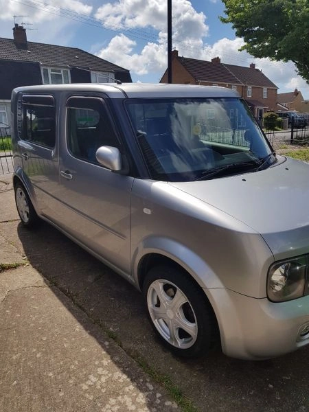 Nissan Cubic rare 7 seater
