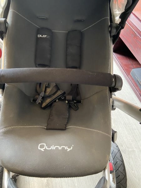 A Complete QUINNY travel system for a baby /toddler