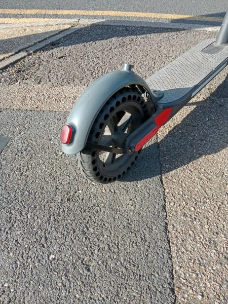 MI 365 Scooter