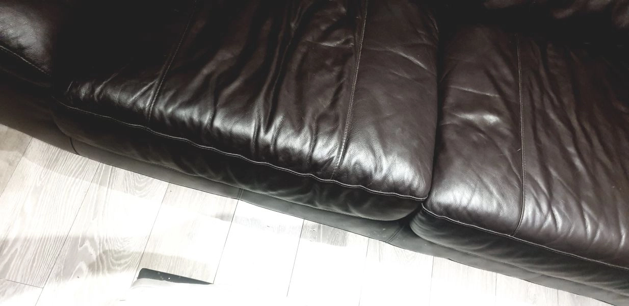 Large real leather 3 setter sofas