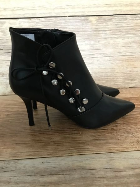 heine black leather boots