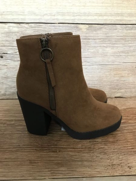 dorothy perkins Tan suede boots