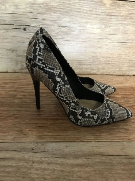 Glamorous snake heel`s