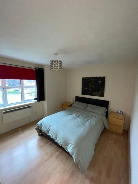 Furnished 2 bed Flat for rent in Central Falkirk - £730pcm