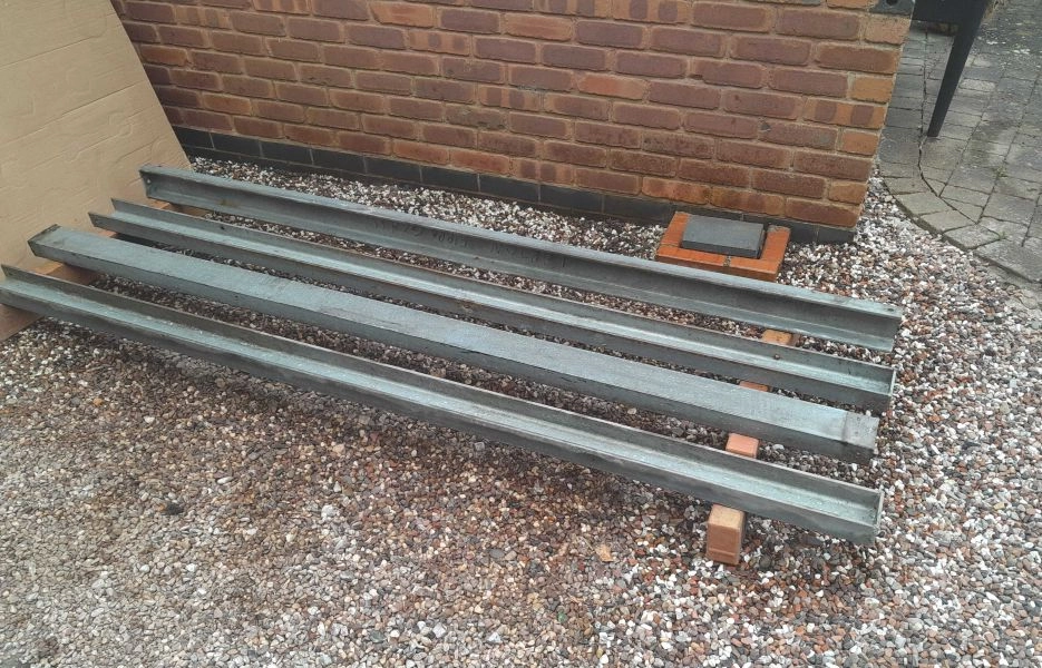 5 x Galvanised Steel U Channel Sections.