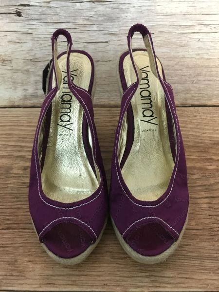 Yamanay wedged purple shoes
