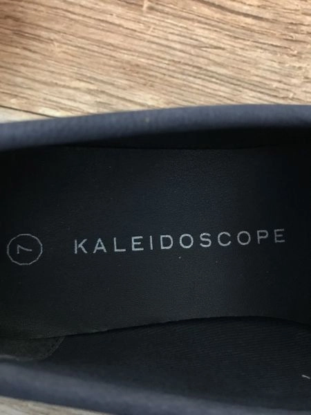Kaleidoscope Ring Trim Leather Moccasins