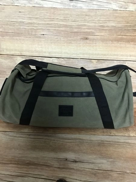 No fear green canvas holdall