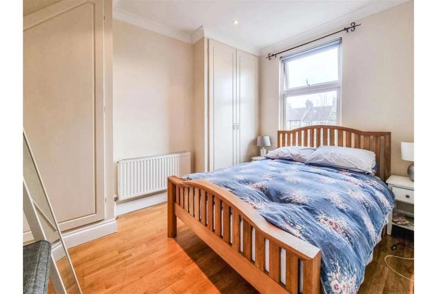 GORGEOUS ONE BEDROOM FLAT IN LONDON
