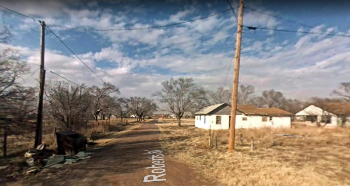 USA, America House with 2 plots of land in Oklahoma, America for sale