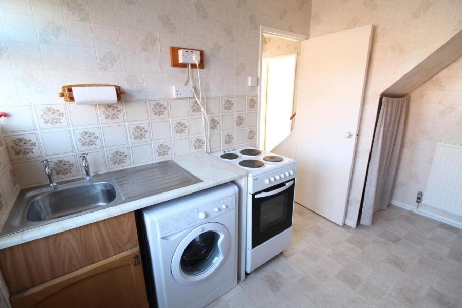 Unfurnished 2 Bedrooms Available