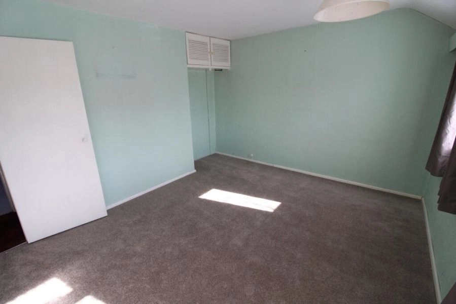 Unfurnished 2 Bedrooms Available