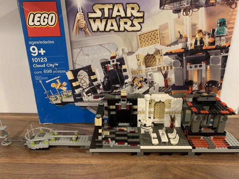 LEGO Star Wars Cloud City Set 10123