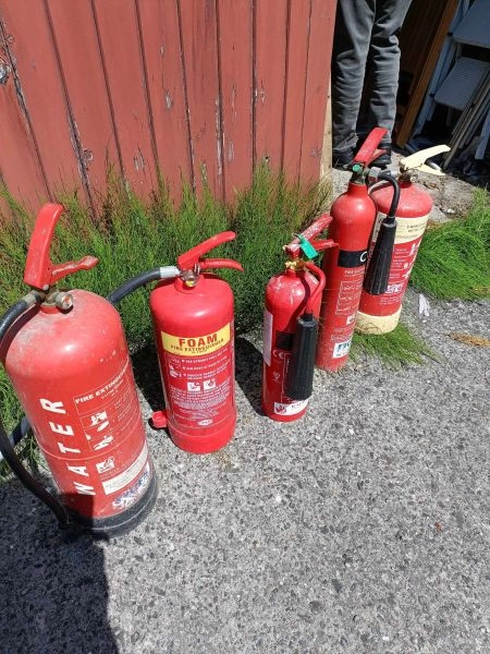 5 ASSORTED FIRE EXTINGUSHERS