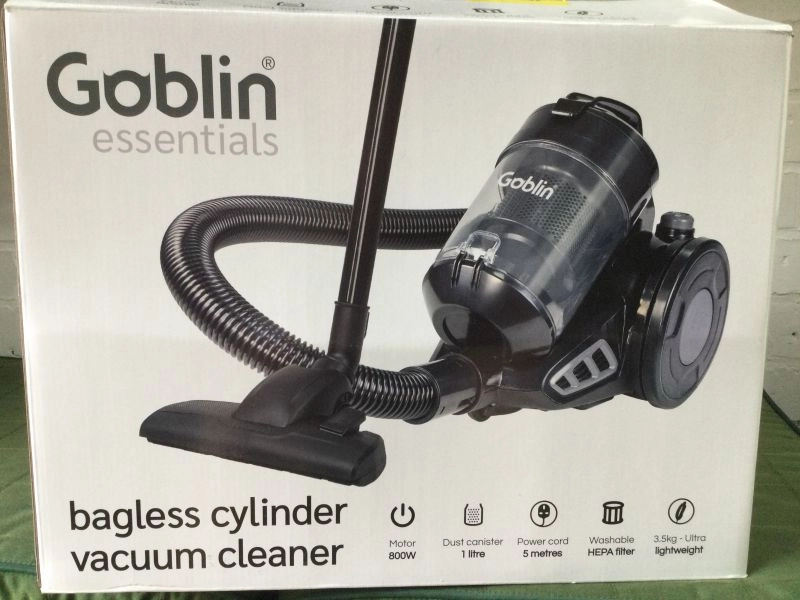 Vacuum cleaner.