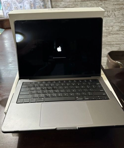 Apple MacBook Pro Laptop 14 INCH [512 SSD, M1 Pro, 16GB] - Space Gray