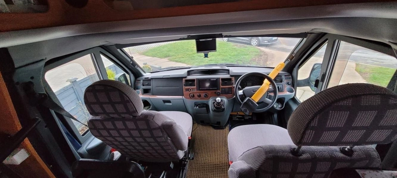 FORD HYMER T552 CL MOTORHOME