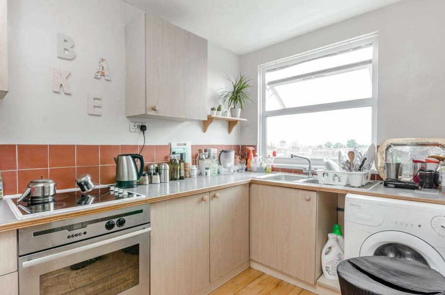 ONE BEDROOM FLAT IN ANGUS