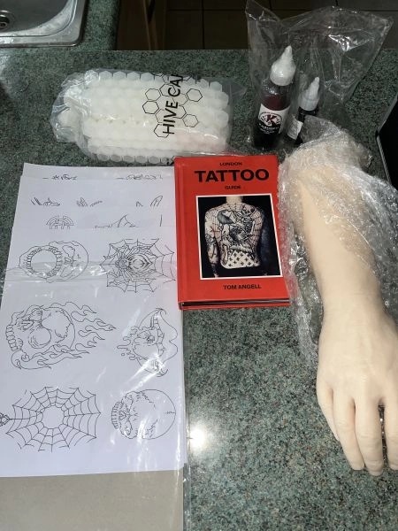 Complete Tattoo Kit + Silicone Arm