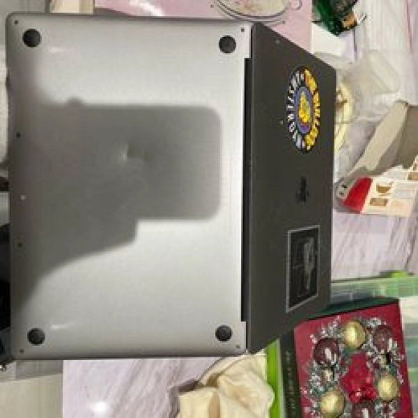 MacBook Pro 2017 13 Inch For Spare Parts Only - DISPLAY NOT WORKING