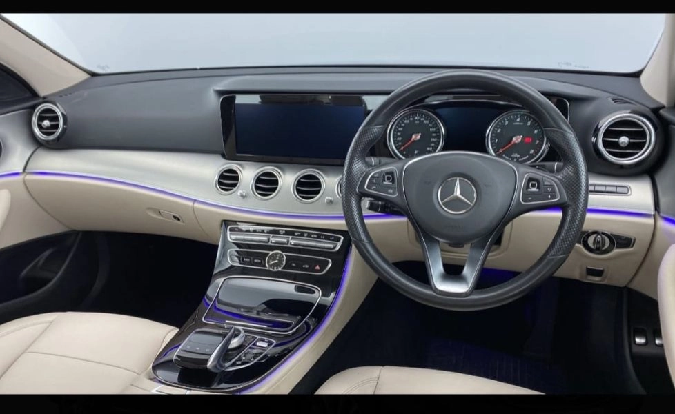 Immaculate Mercedes-Benz E Class | E350e SE 2017 Petrol Plug-in Hybrid 2.0 - £17,550 OVNO