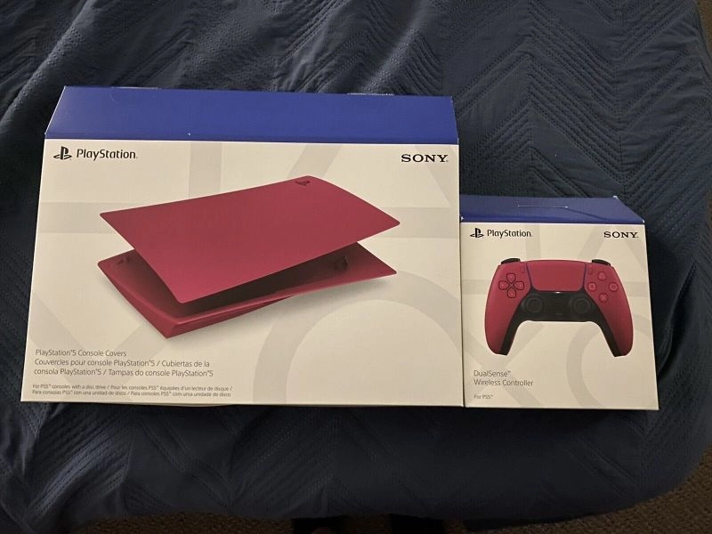 PlayStation 5 Disc Edition 825GB & Cosmic Red Covers + Controller