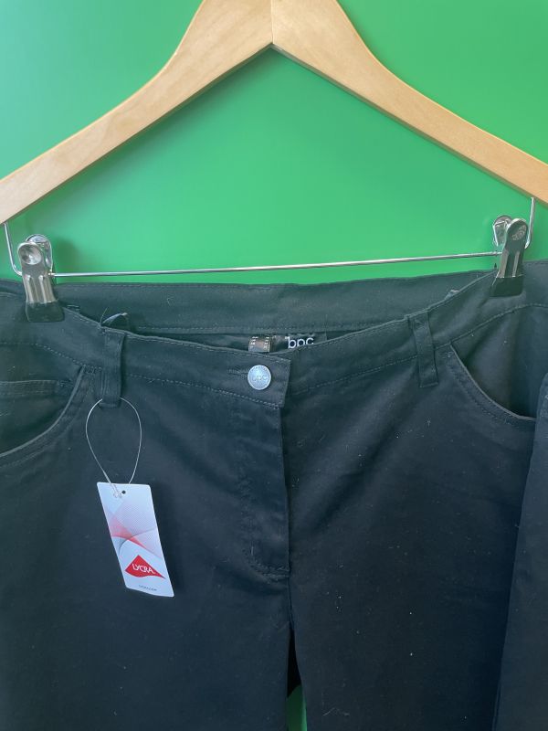 2 pack of black trousers
