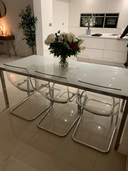 Modem glass table with six chairs 3f & 6ft
