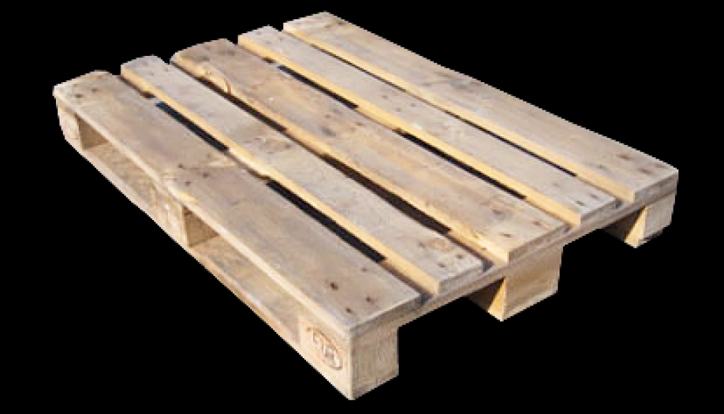 Free wooden pallets x 5
