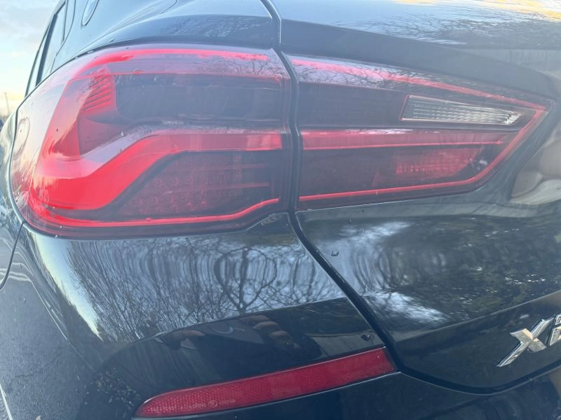 BMW X2 2019 with sunroof