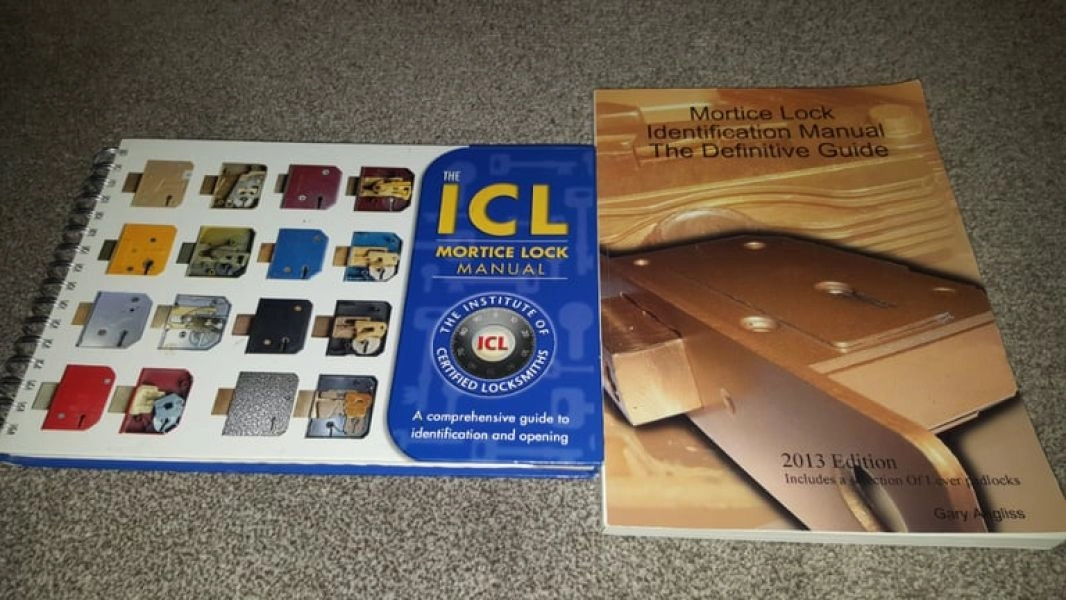 Locksmith mortice lock identification manuals + training lock