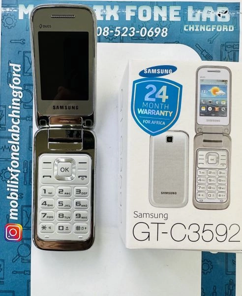 Brand New Samsung GT-C3592 Flip Phone White Unlocked Big Keypad Buttons with Camera & Dual Sim