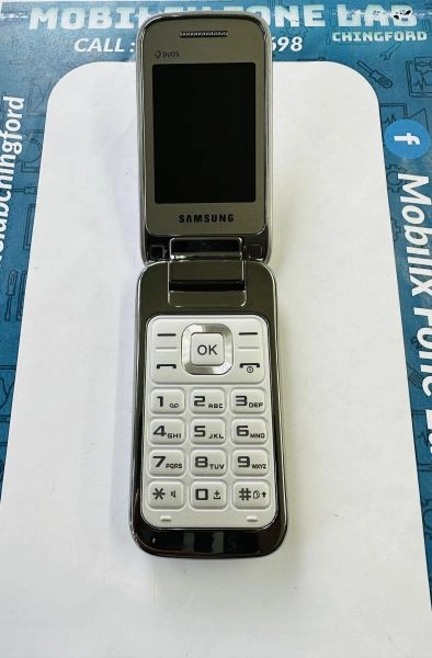 Brand New Samsung GT-C3592 Flip Phone White Unlocked Big Keypad Buttons with Camera & Dual Sim