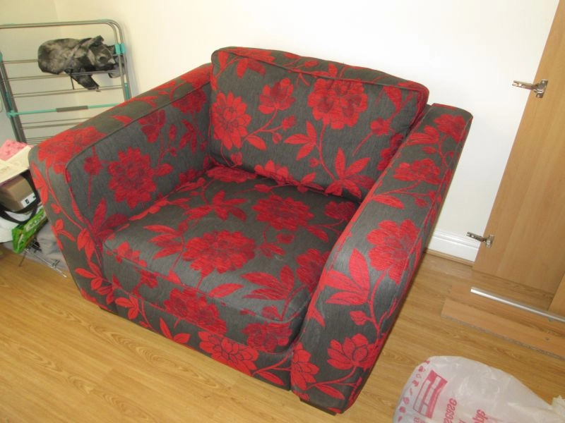 Armchair / Small sofa