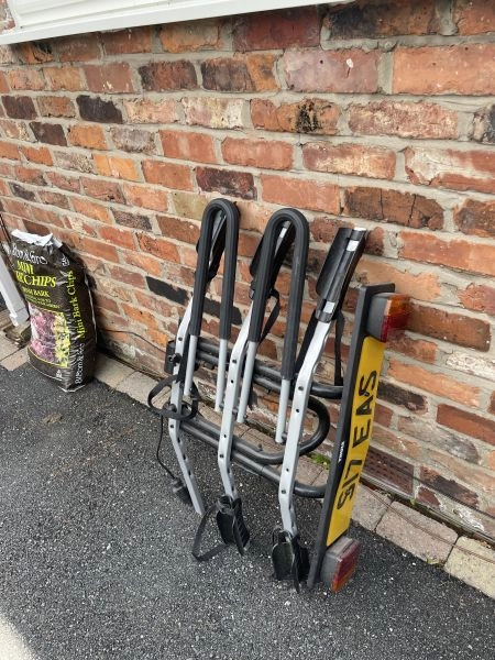 Bicycle carrier /rack