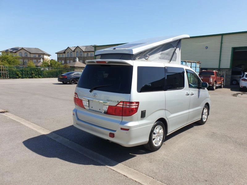 Toyota Alphard campervan By Wellhouse 3.0V6 Auto in Met Silver 2006 59,039 miles LEZ COMPLIANT