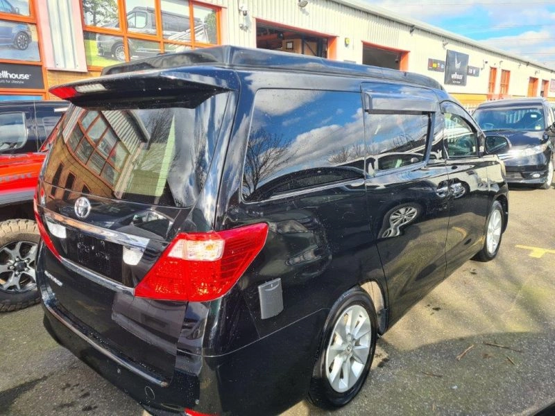 Toyota Vellfire/Alphard campervan By Wellhouse 2.4 2WD Auto 2009 43,808 miles [New shape] in Black LEZ/CLEAN AIR ZONE COMPLIANT