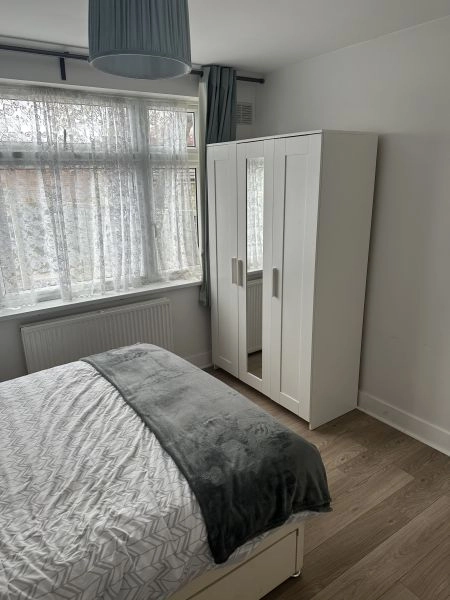 Two Bedroom Maissonette Flat in Brimsdown, Enfield to Rent